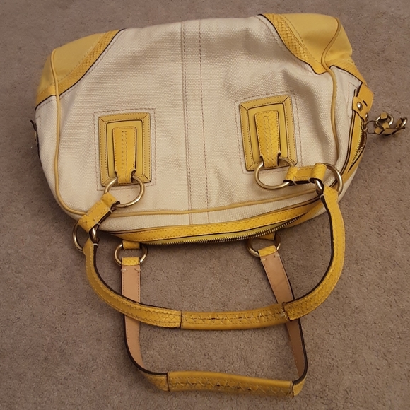 Coach handbag ** SPECIAL Today** - Picture 7 of 8